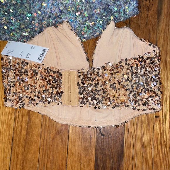 OUT FROM UNDER BUSTIER - Picture 2 of 8